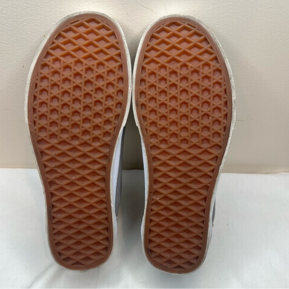 Vans Old Skool V Shoes - Picture 8 of 8